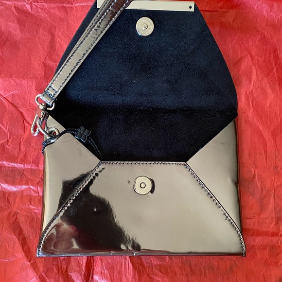 - NWOT BCBG MAXAZRIA SILVER MIRRORED ENVELOPE CLUTCH. - Picture 2 of 3